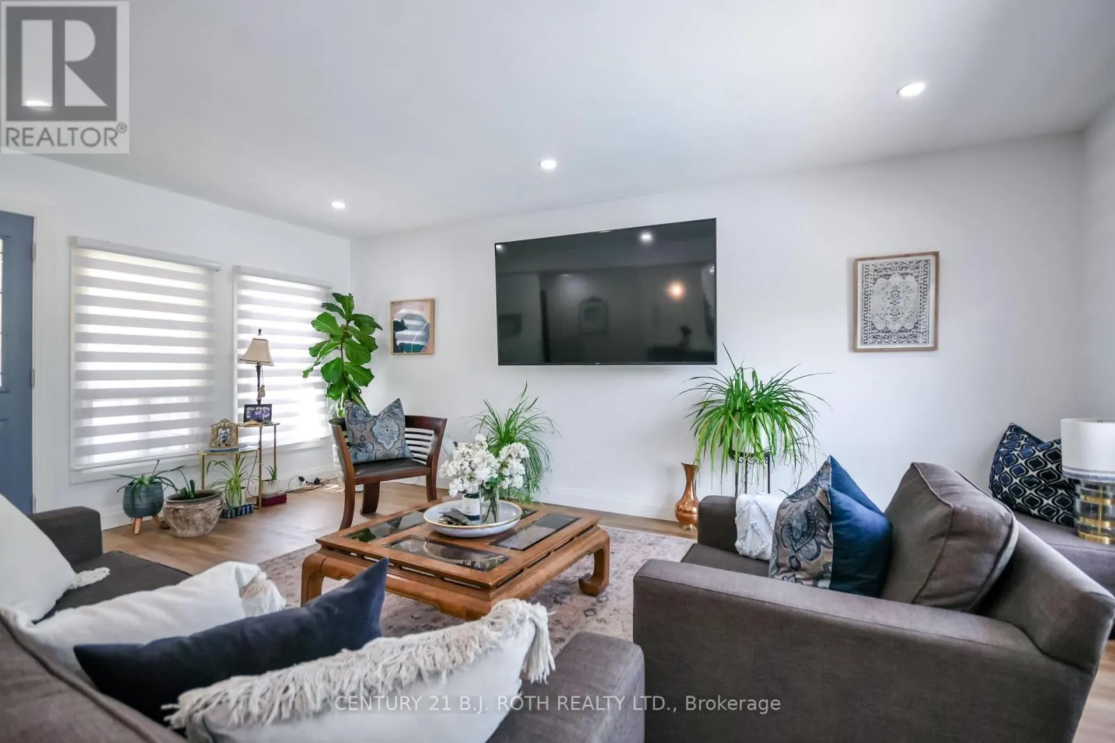 7 WESLEY STREET