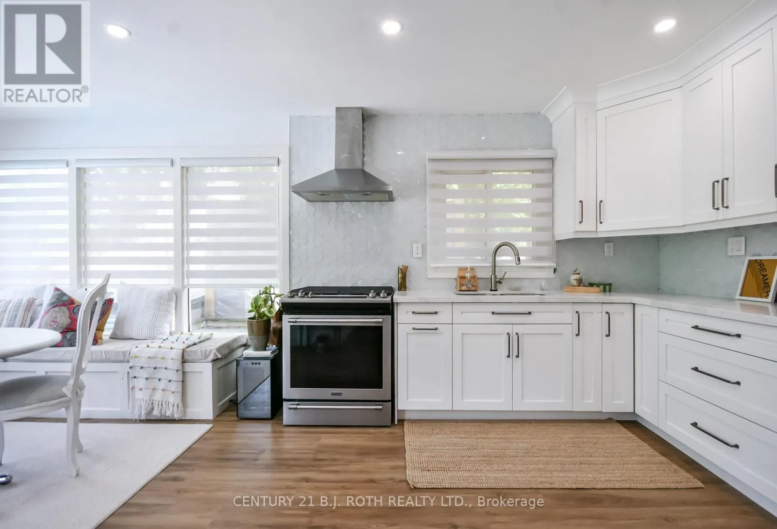 7 WESLEY STREET