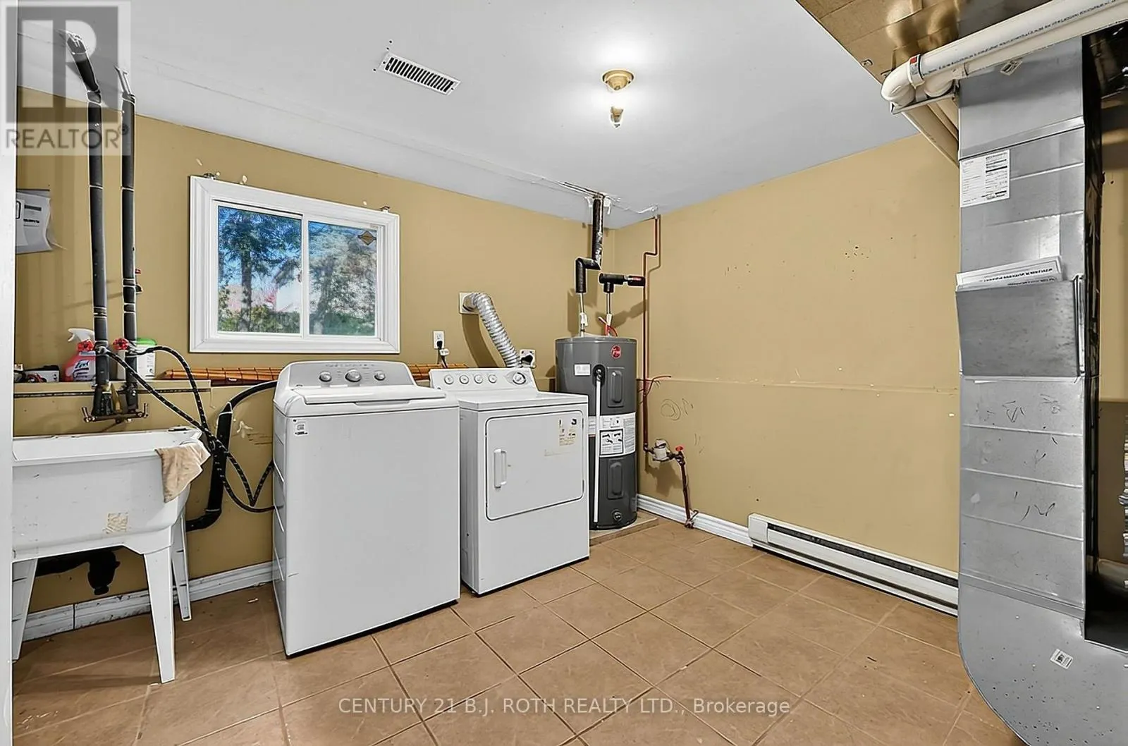 34 HICKLING TRAIL