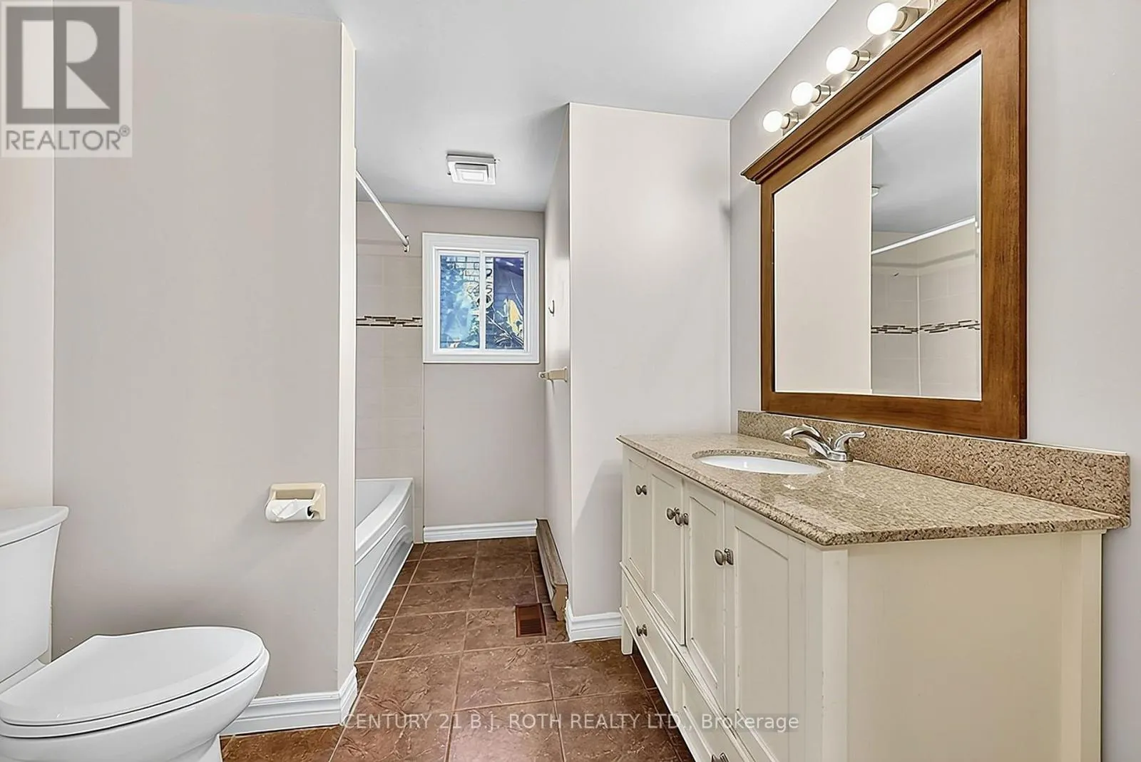 34 HICKLING TRAIL