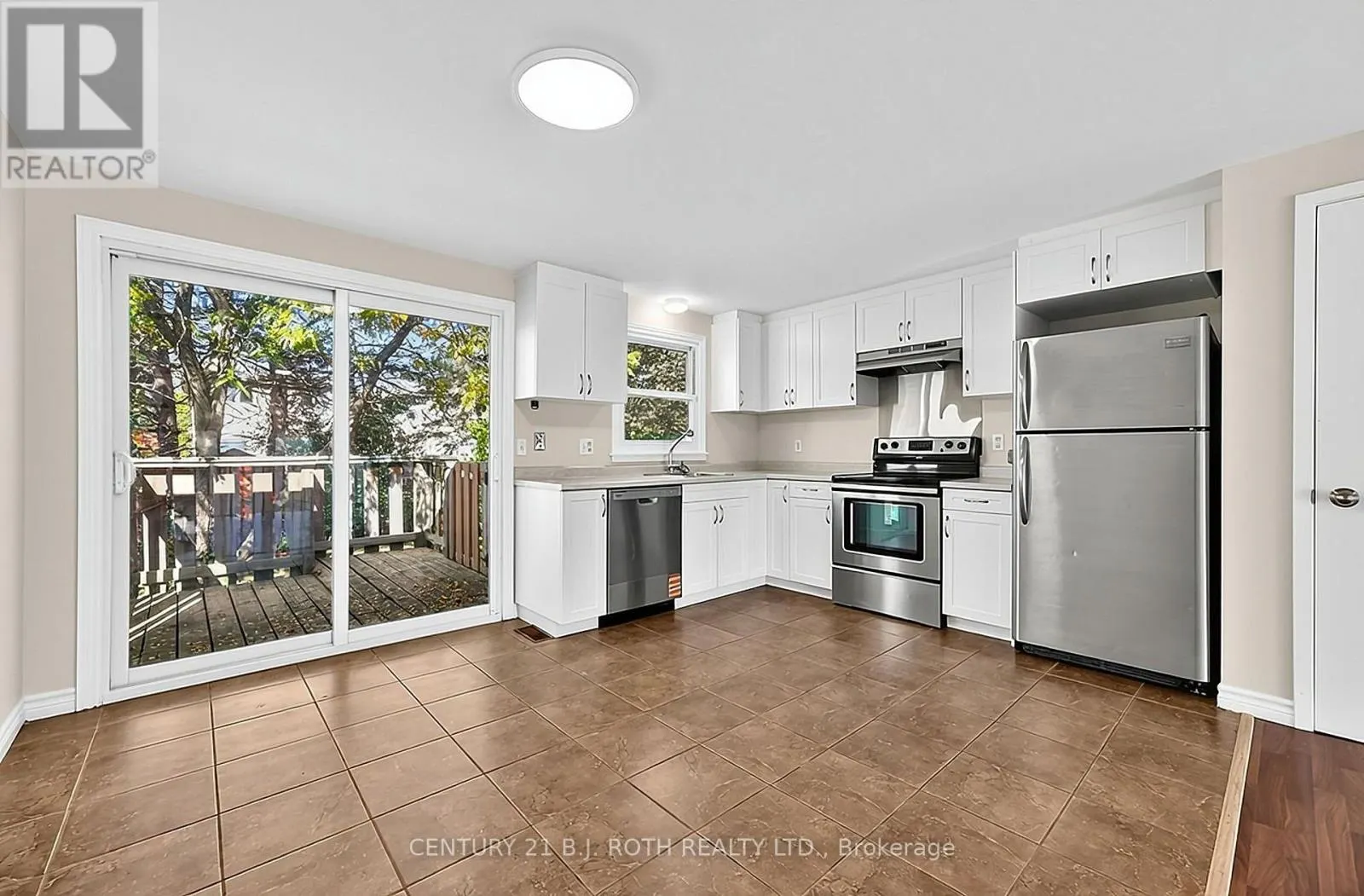 34 HICKLING TRAIL