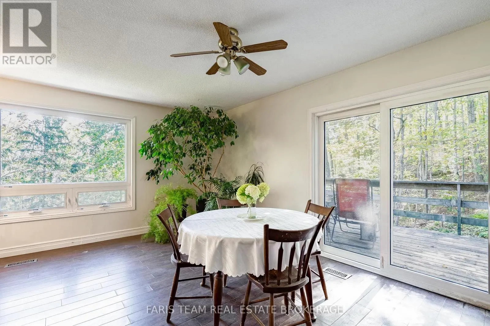 29 ONEIDA AVENUE