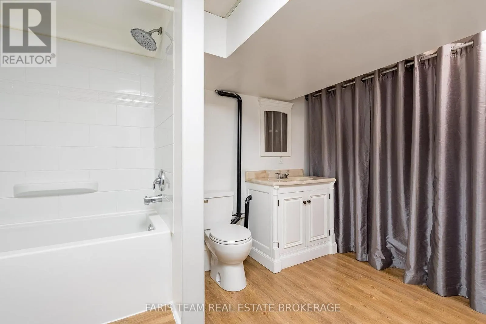 172 ALBIN ROAD