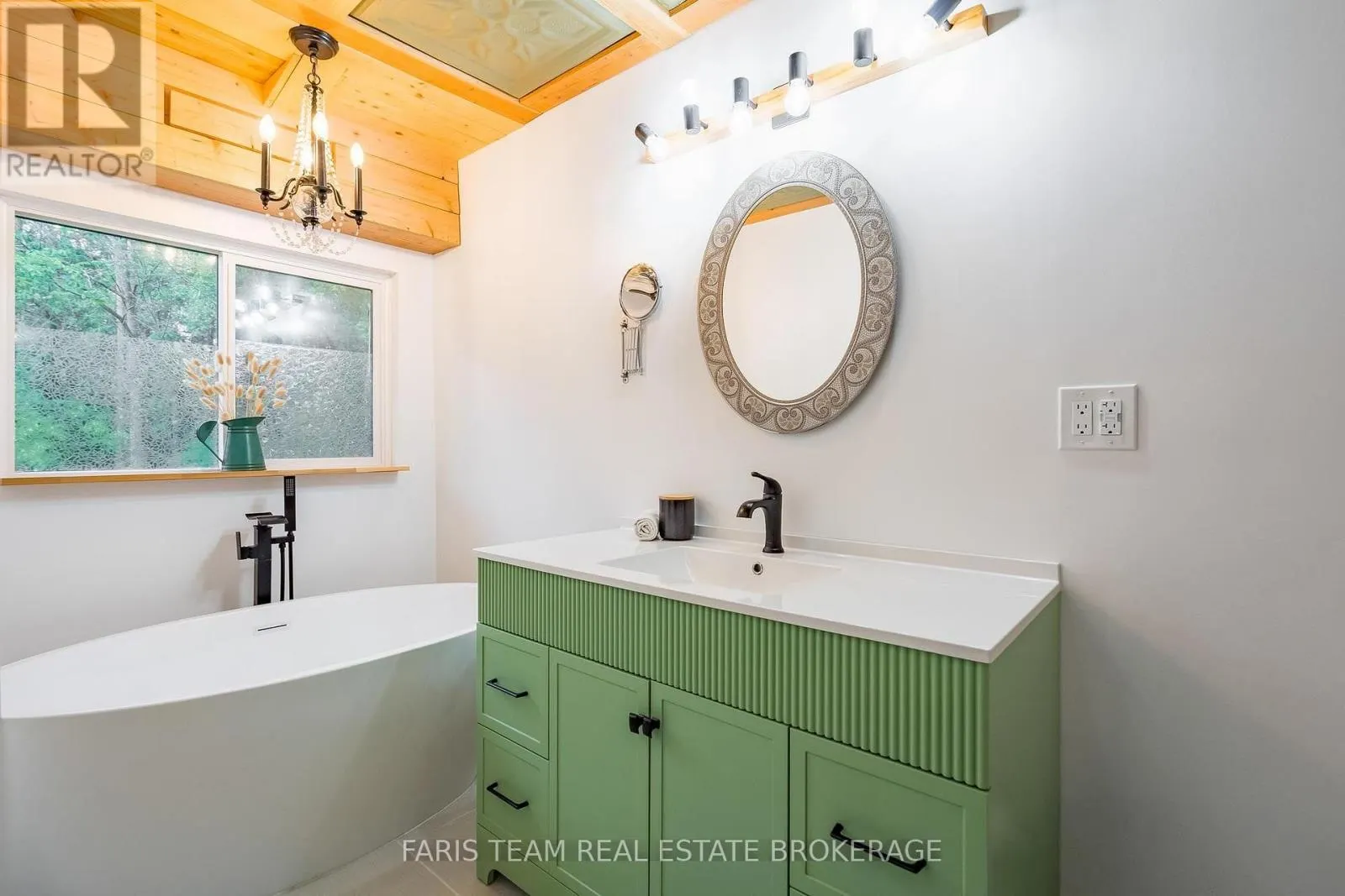 172 ALBIN ROAD
