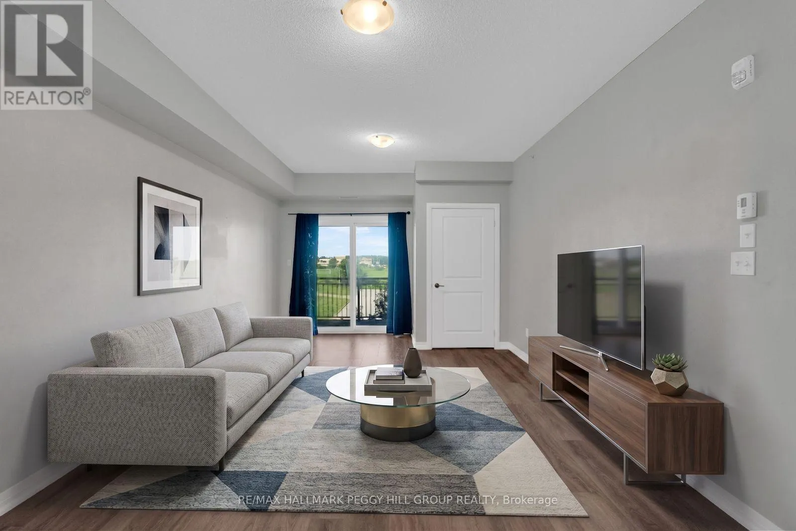 308 - 299 CUNDLES ROAD E