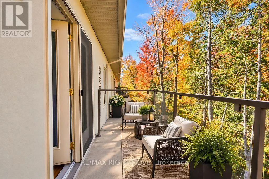UNIT 302 - 9 WESTMOUNT DRIVE S
