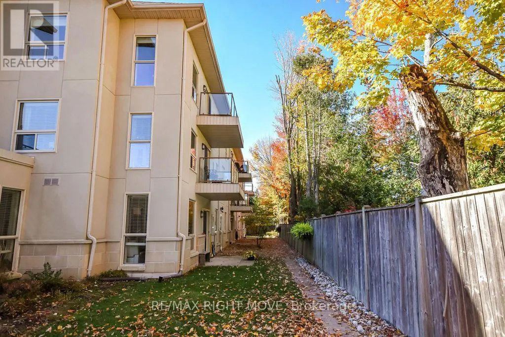 UNIT 302 - 9 WESTMOUNT DRIVE S