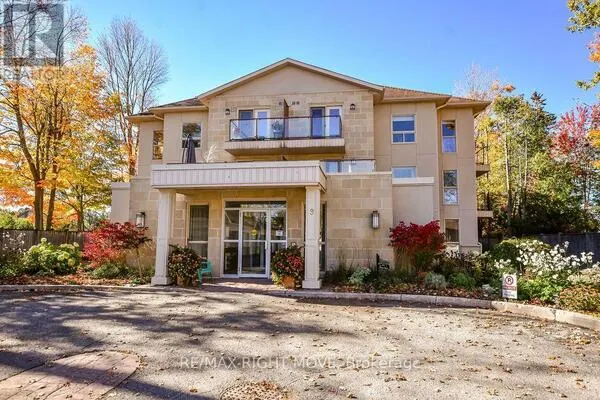 UNIT 302 - 9 WESTMOUNT DRIVE S