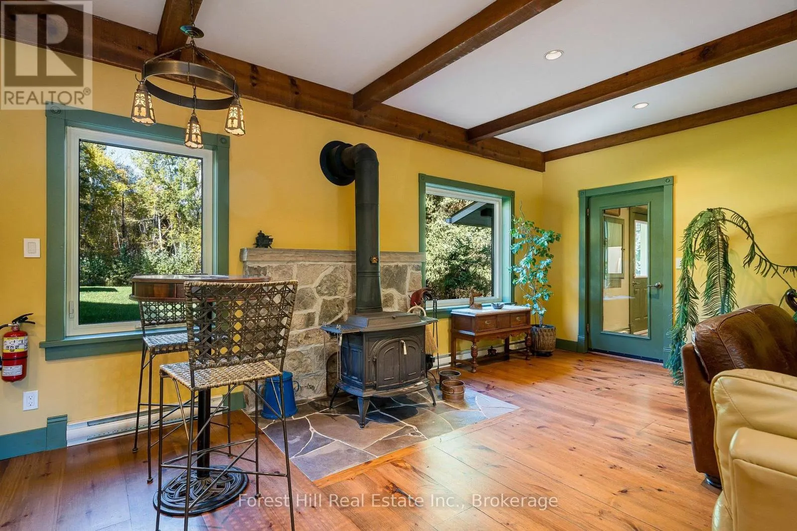 7272 36/37 NOTTAWASAGA SIDE ROAD E