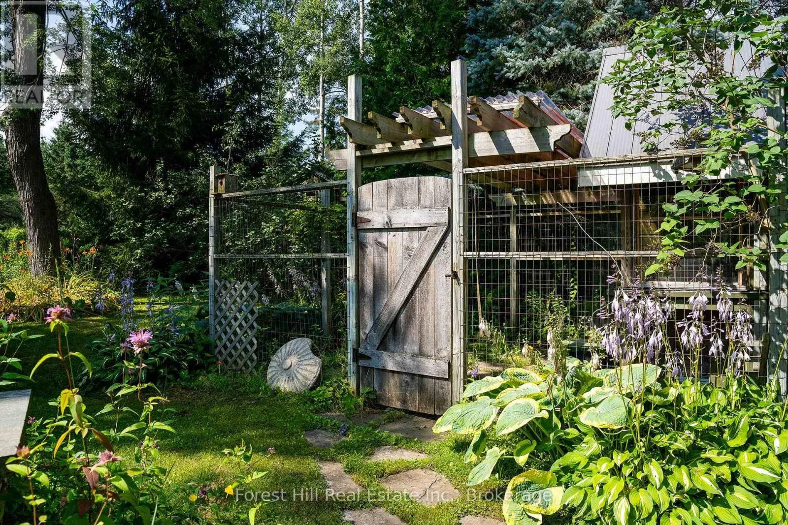 7272 36/37 NOTTAWASAGA SIDE ROAD E