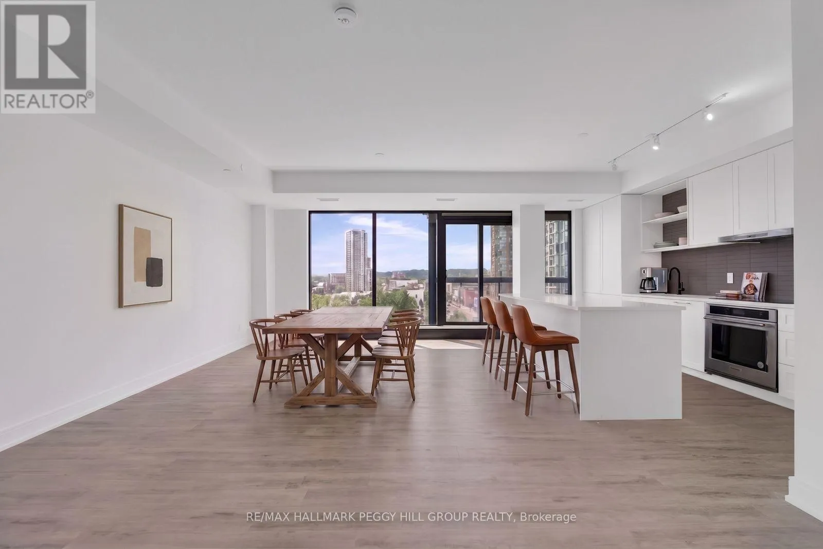 623 - 185 DUNLOP STREET E