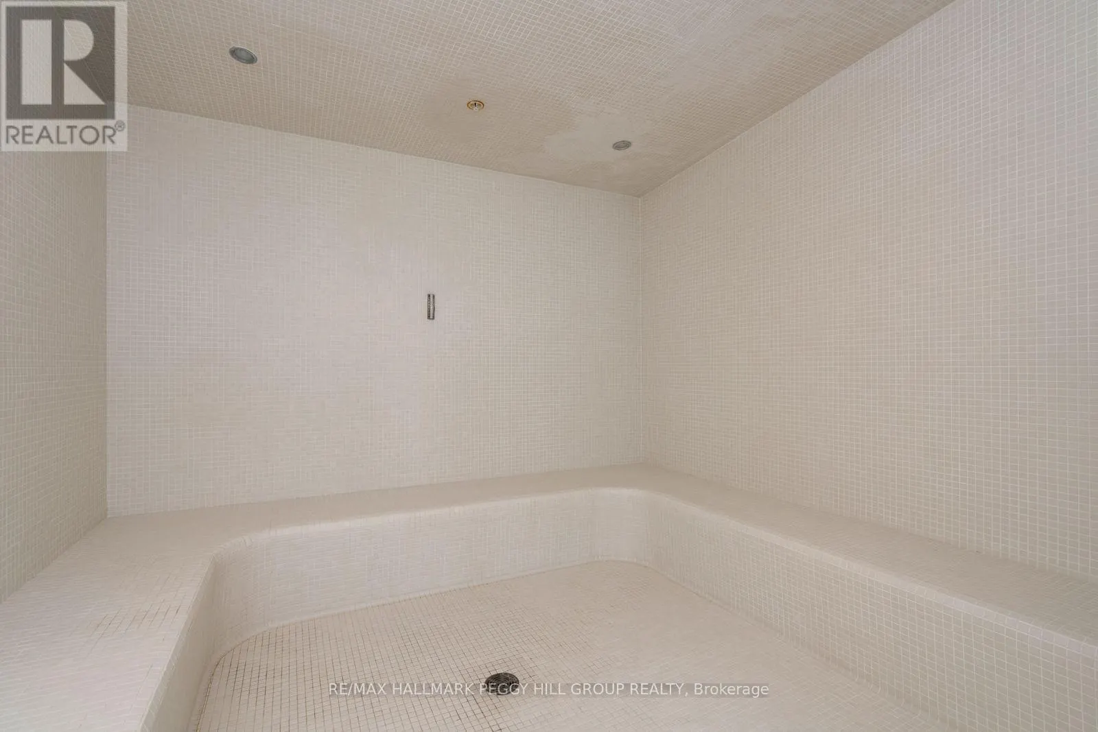 623 - 185 DUNLOP STREET E