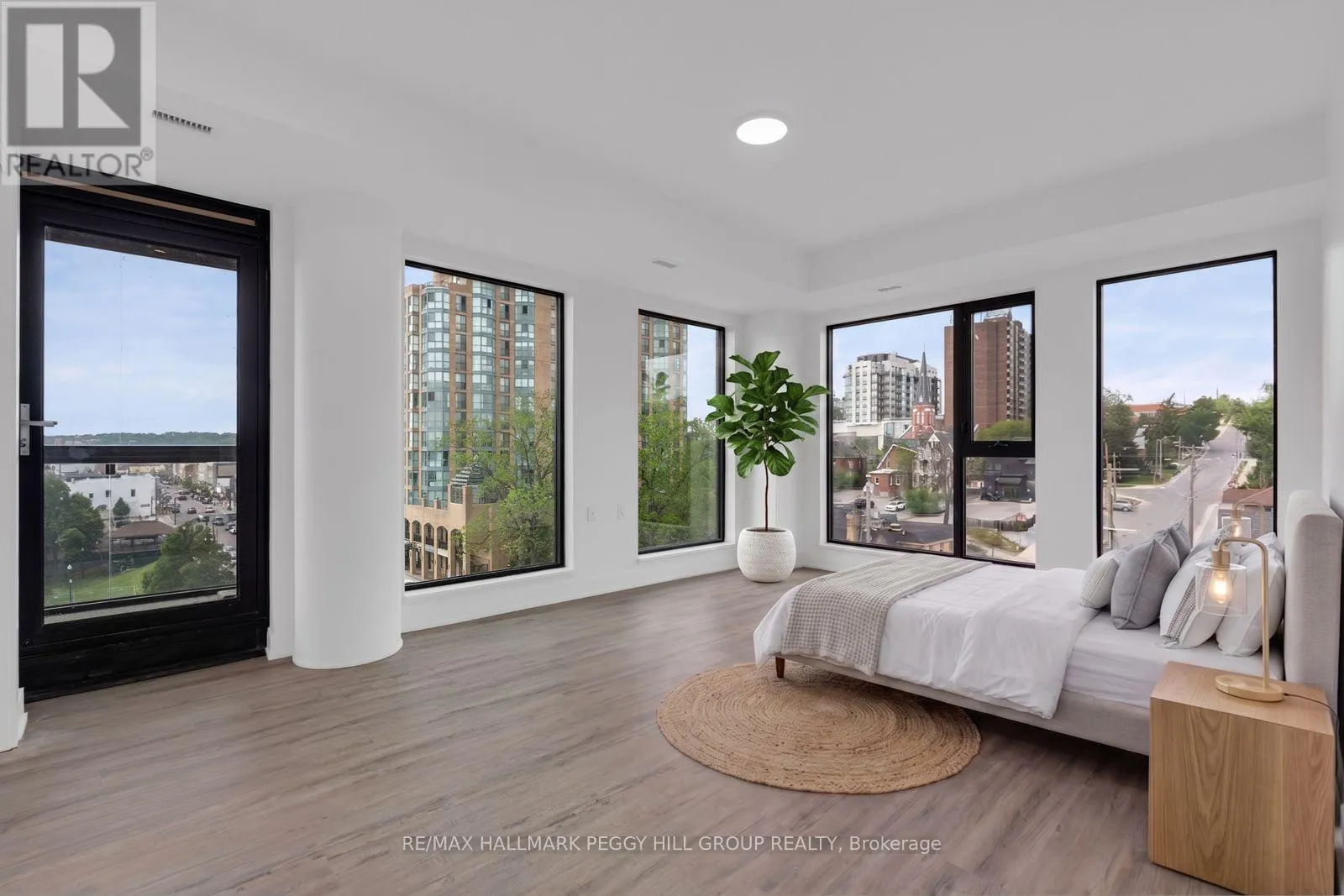 623 - 185 DUNLOP STREET E