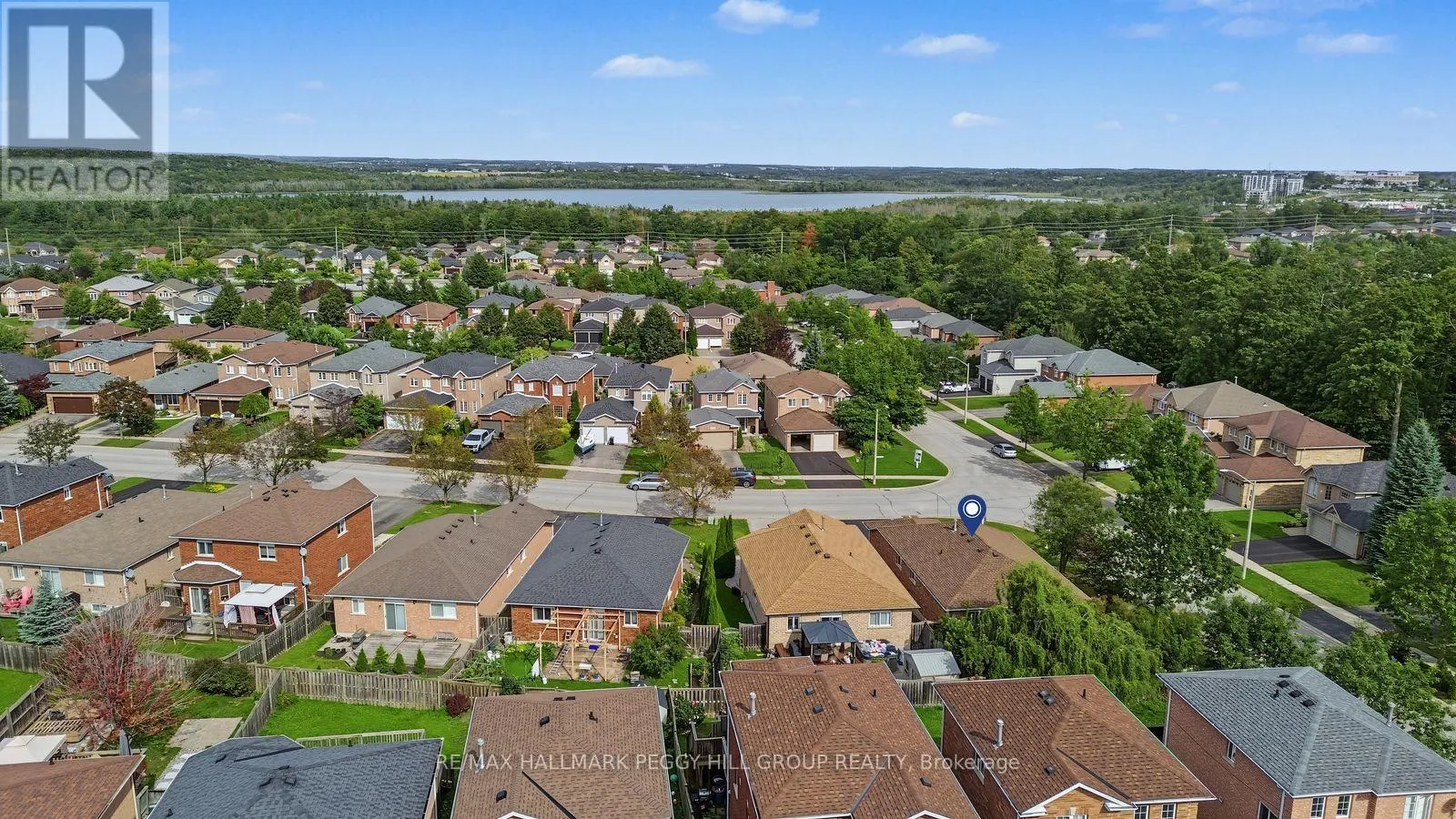 2 BROWN WOOD DRIVE