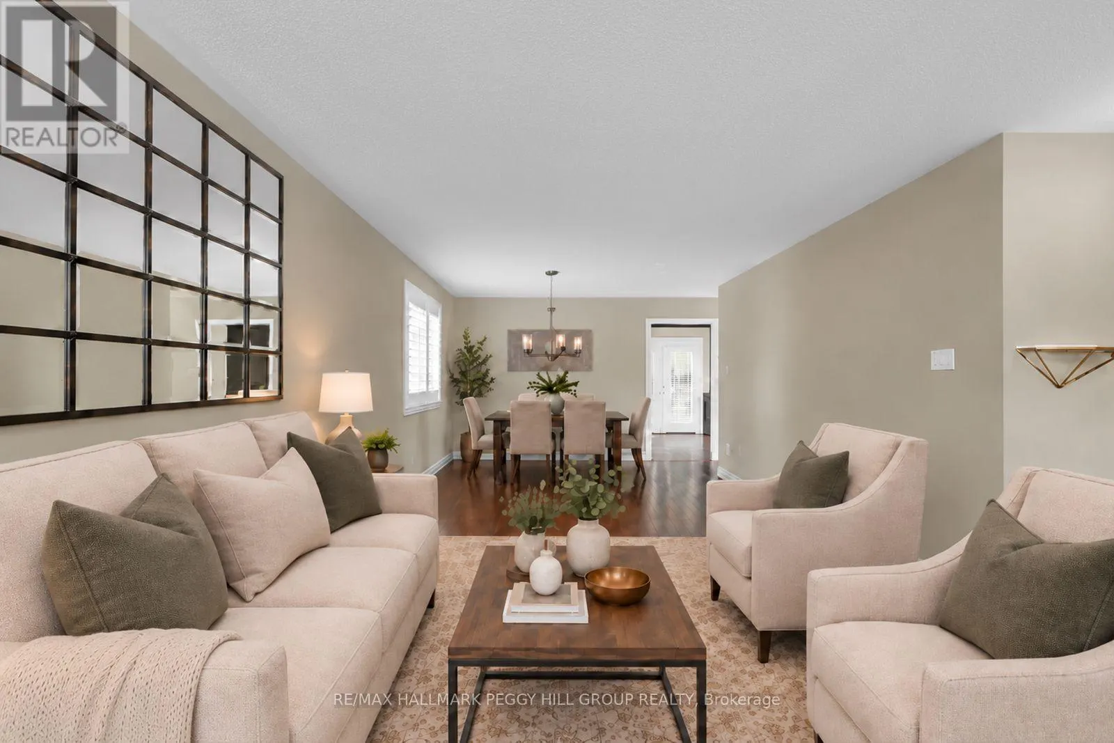 2 BROWN WOOD DRIVE