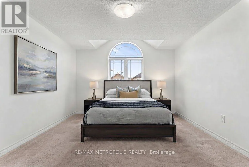 57 - 25 SOUTHWOODS CRESCENT