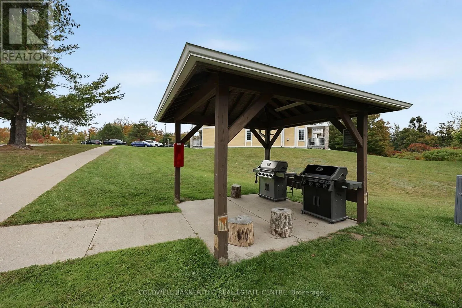 2094-2095 - 90 HIGHLAND DRIVE