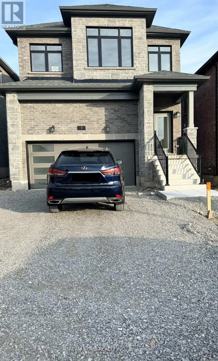 7 GATEWAY DRIVE