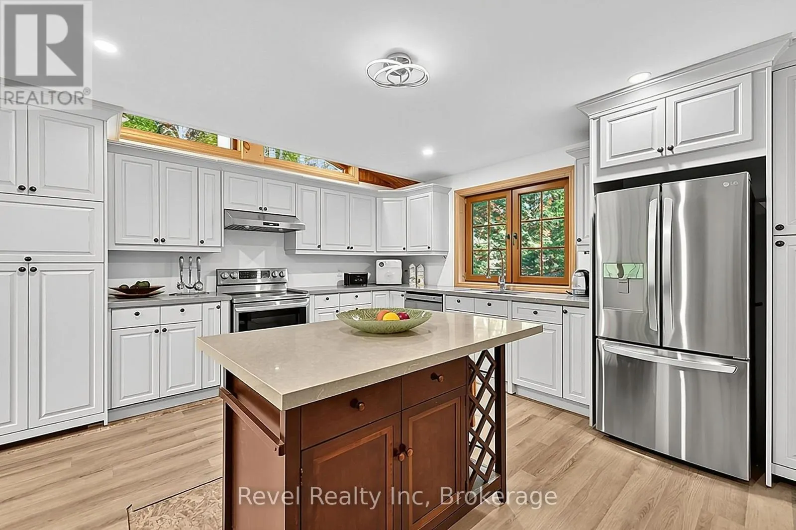 161 DESROCHES TRAIL