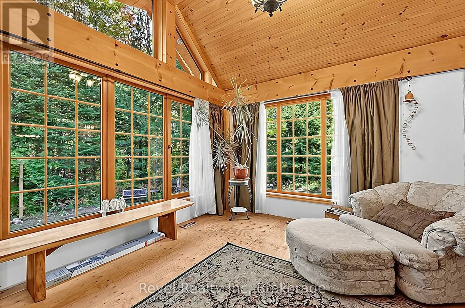 161 DESROCHES TRAIL