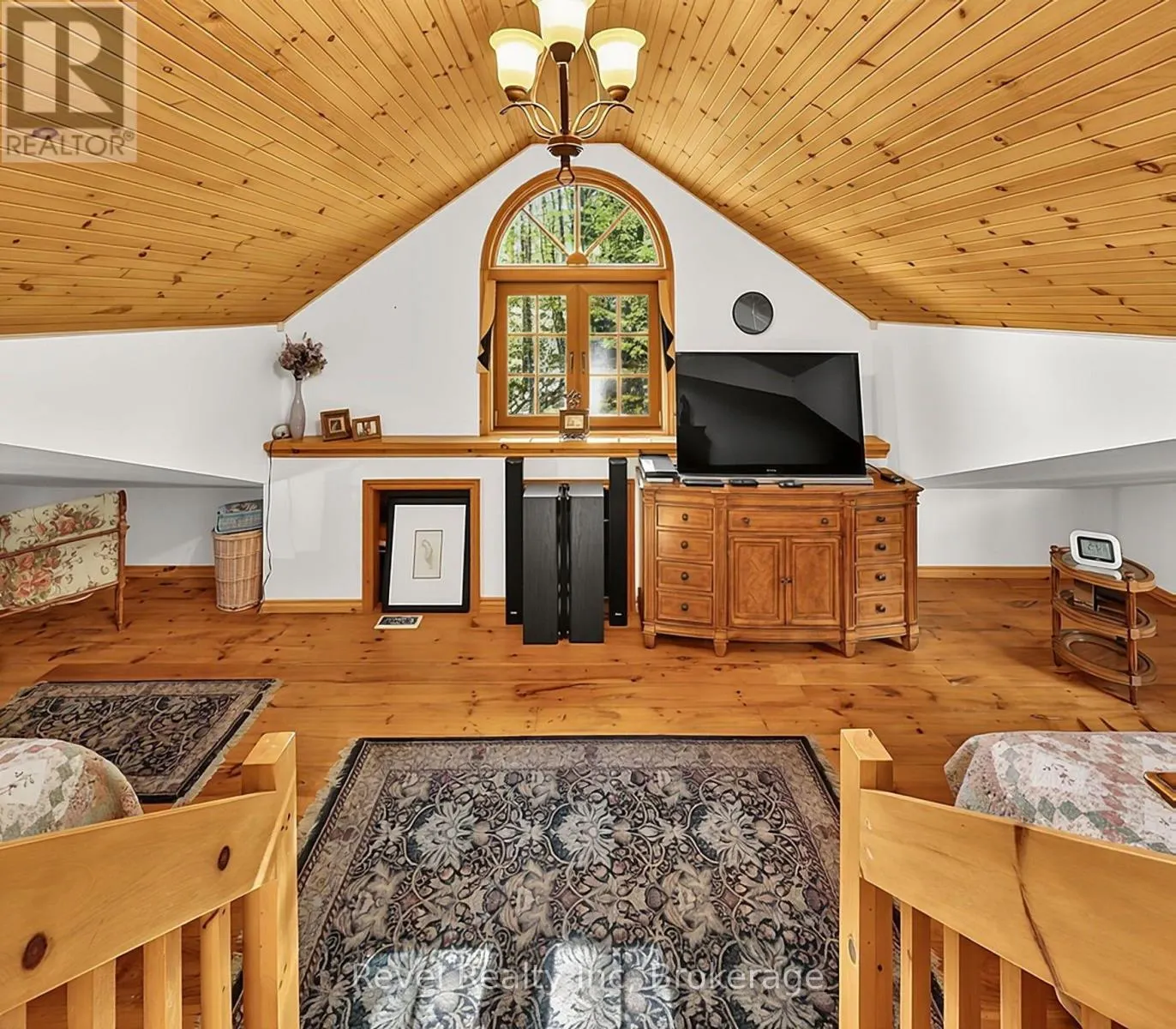 161 DESROCHES TRAIL