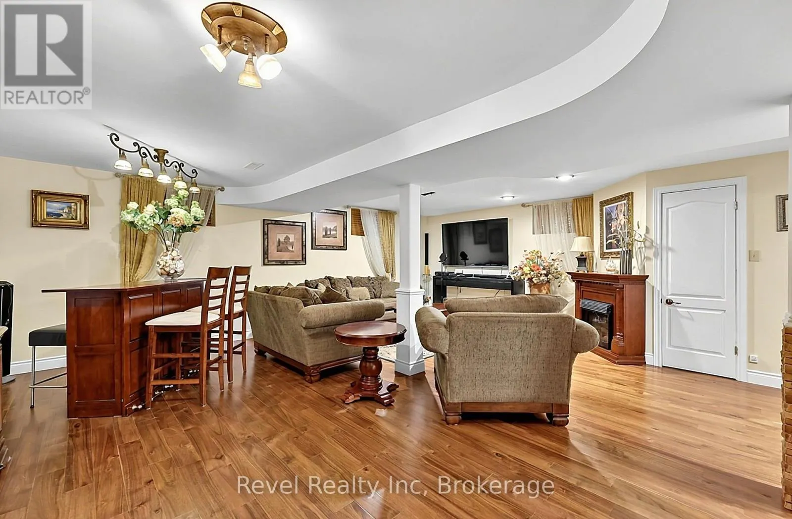 161 DESROCHES TRAIL