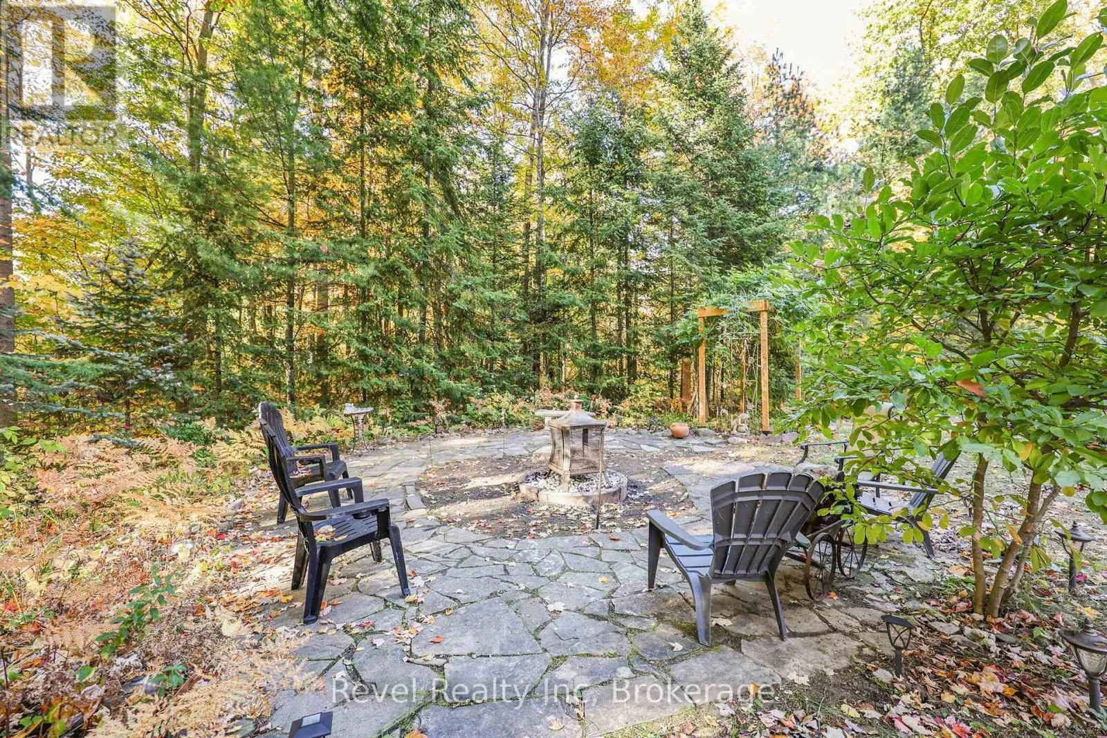 161 DESROCHES TRAIL