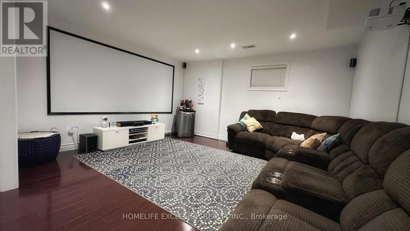 34 IRENE DRIVE