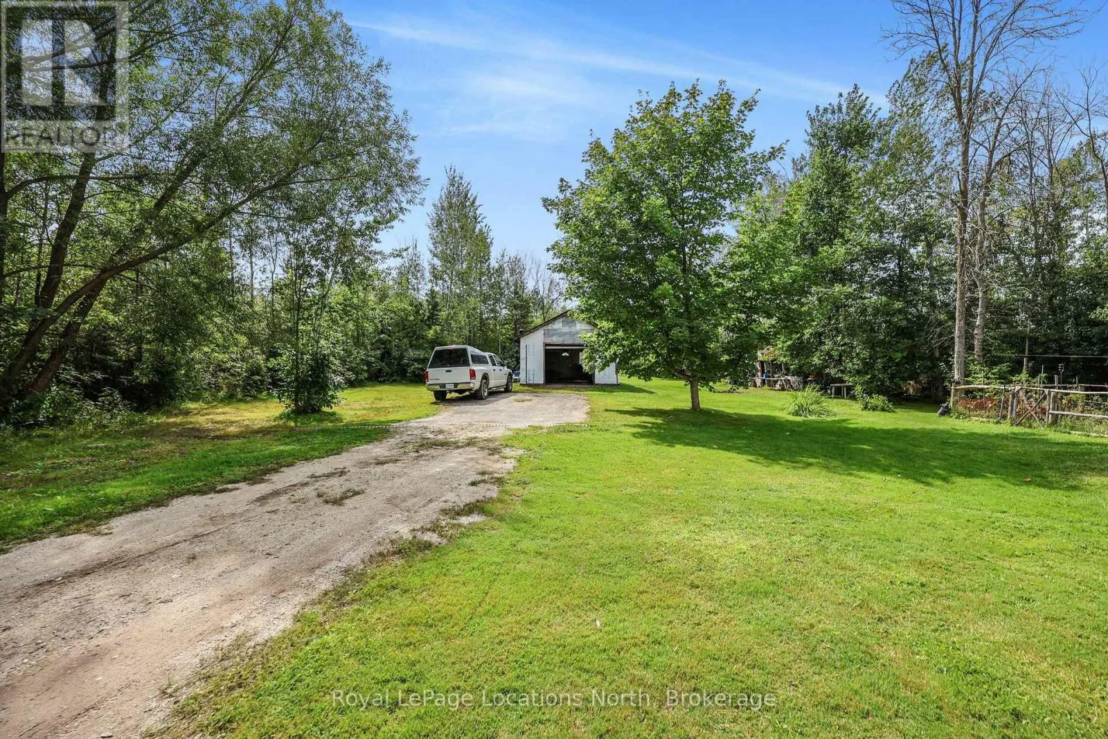 9031 BEACHWOOD ROAD