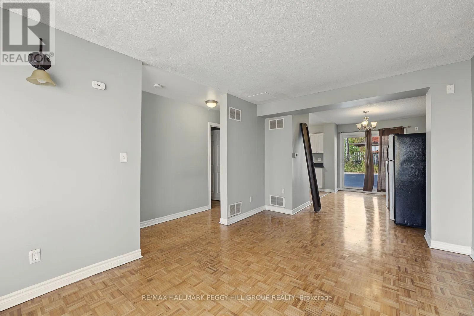 26 - 275 BLAKE STREET