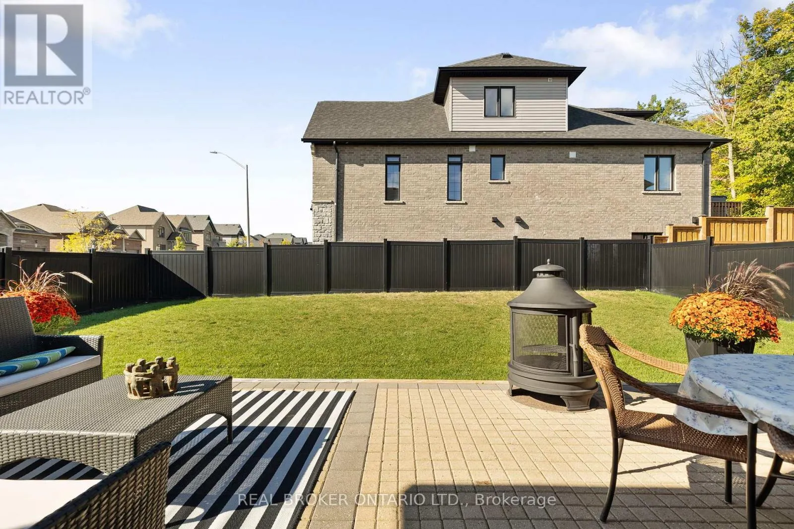3032 MONARCH DRIVE