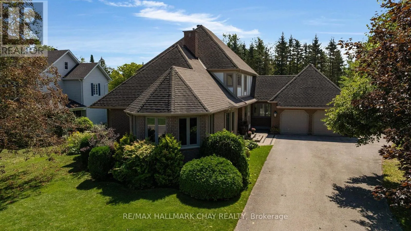 9 HOWARD DRIVE