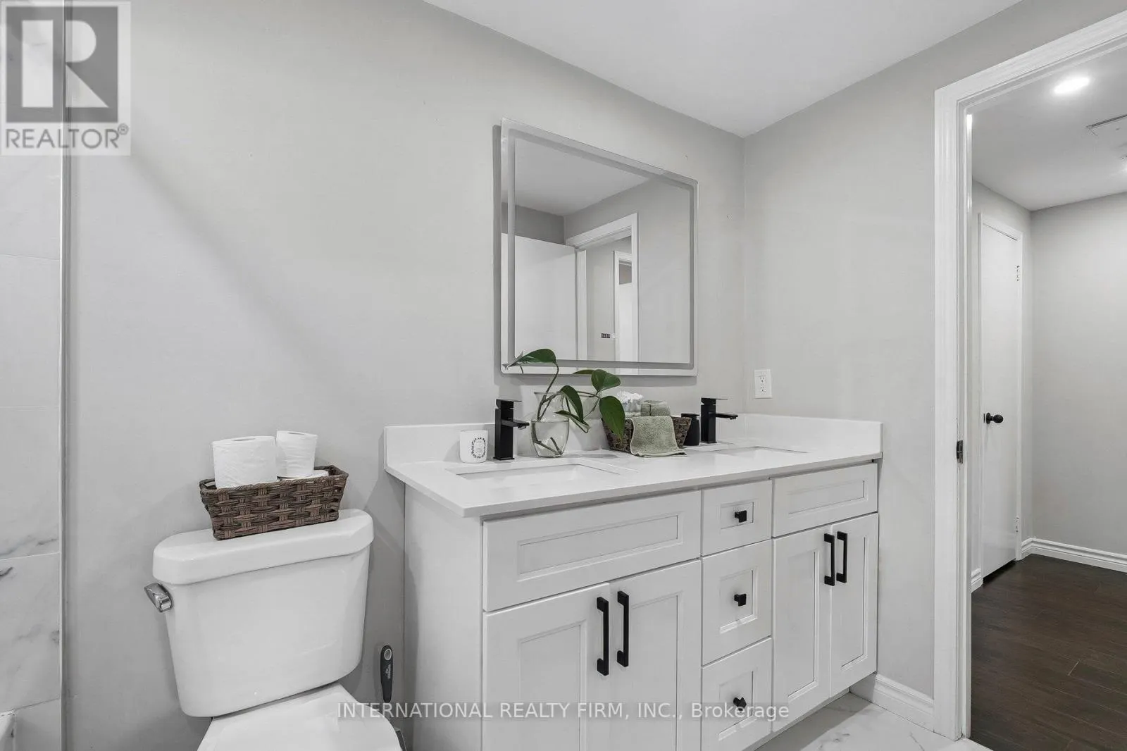206 HICKLING TRAIL