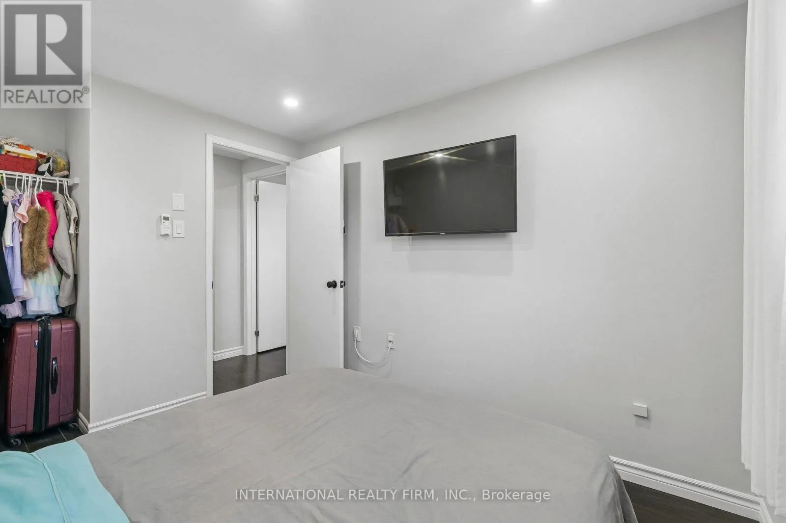 206 HICKLING TRAIL