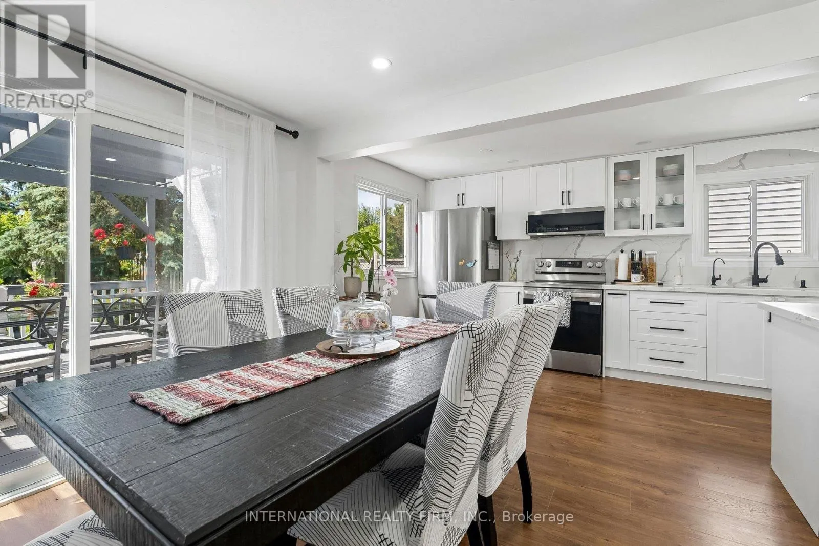 206 HICKLING TRAIL