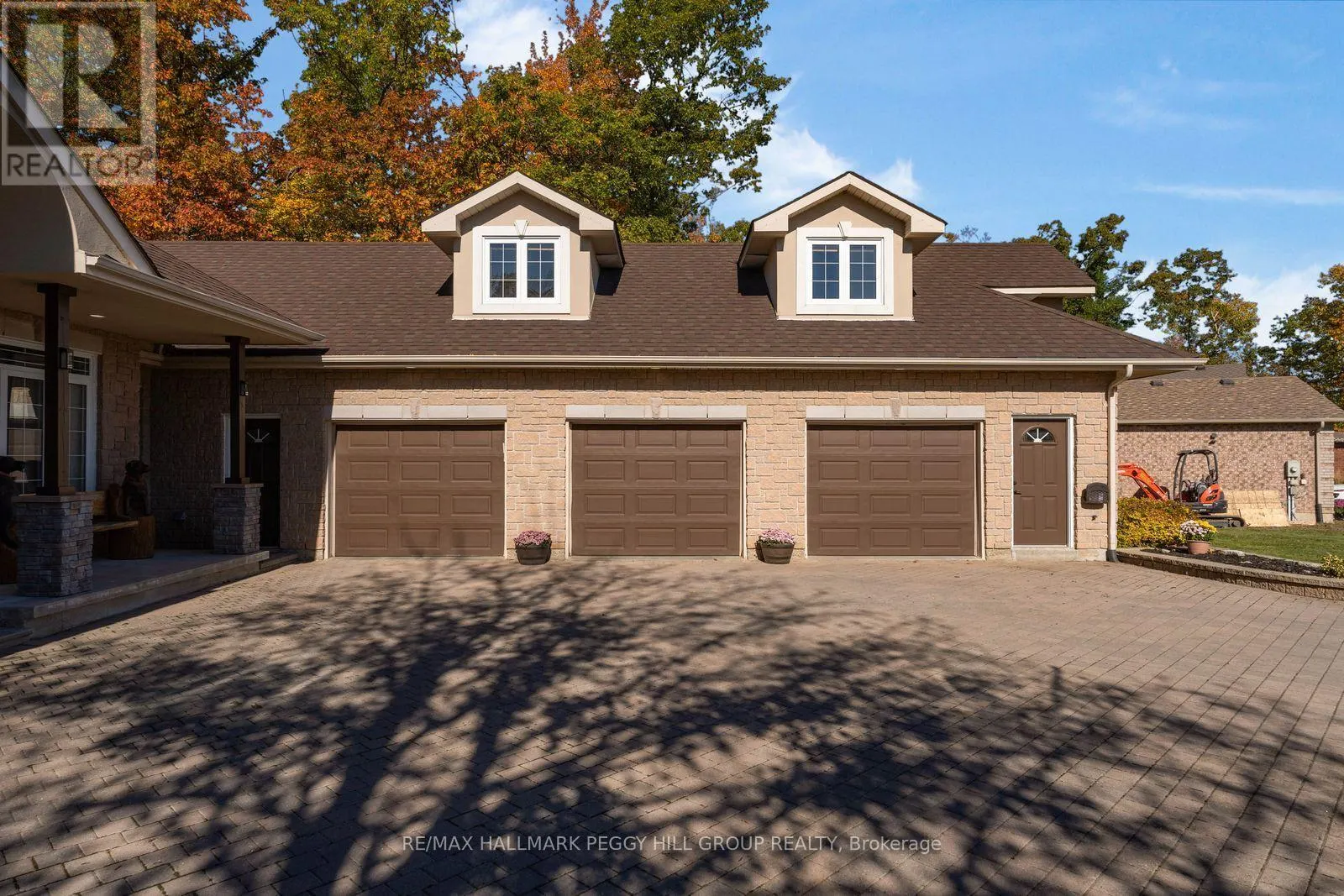 61 WHITE ELM ROAD