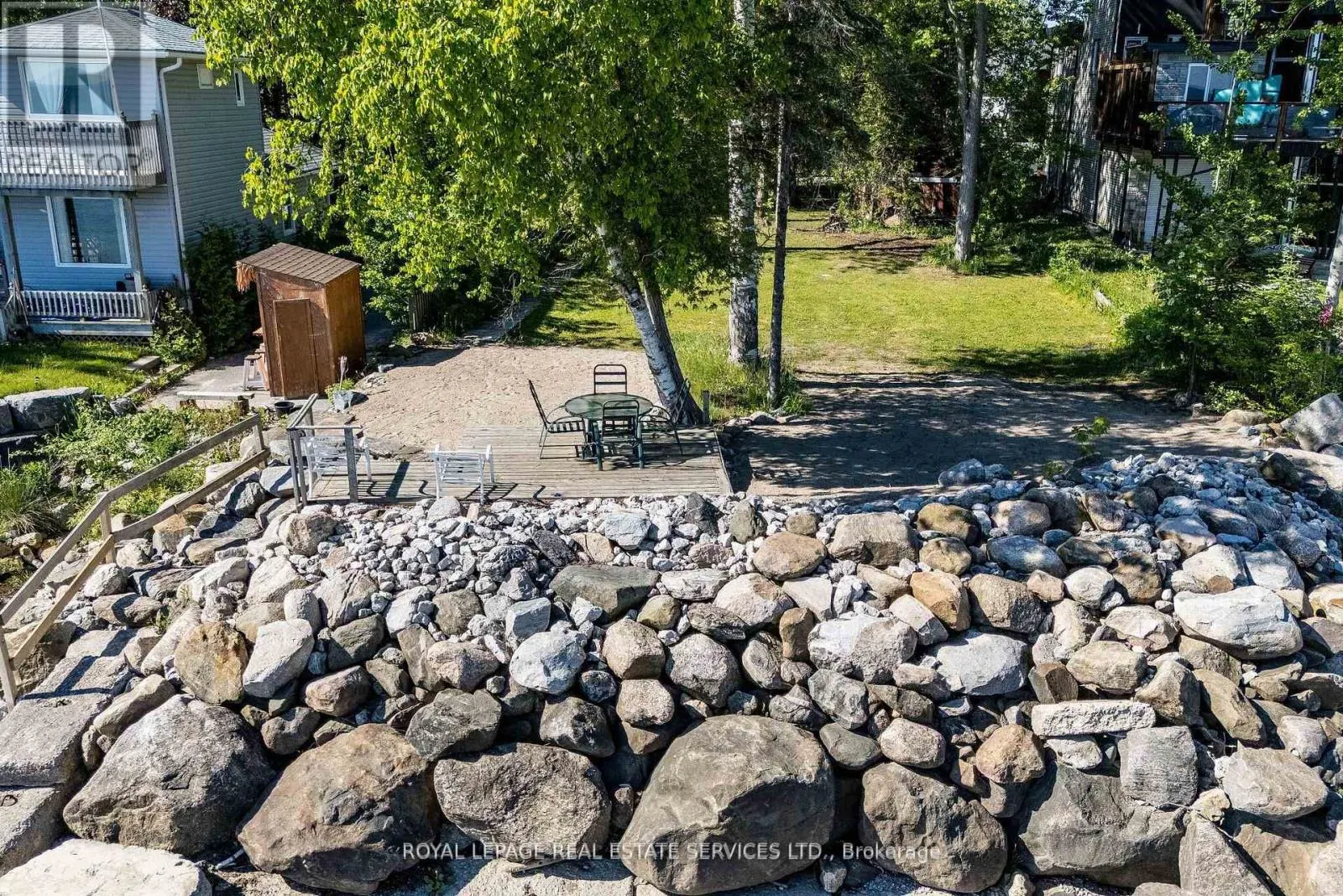 2228 SHORE LANE
