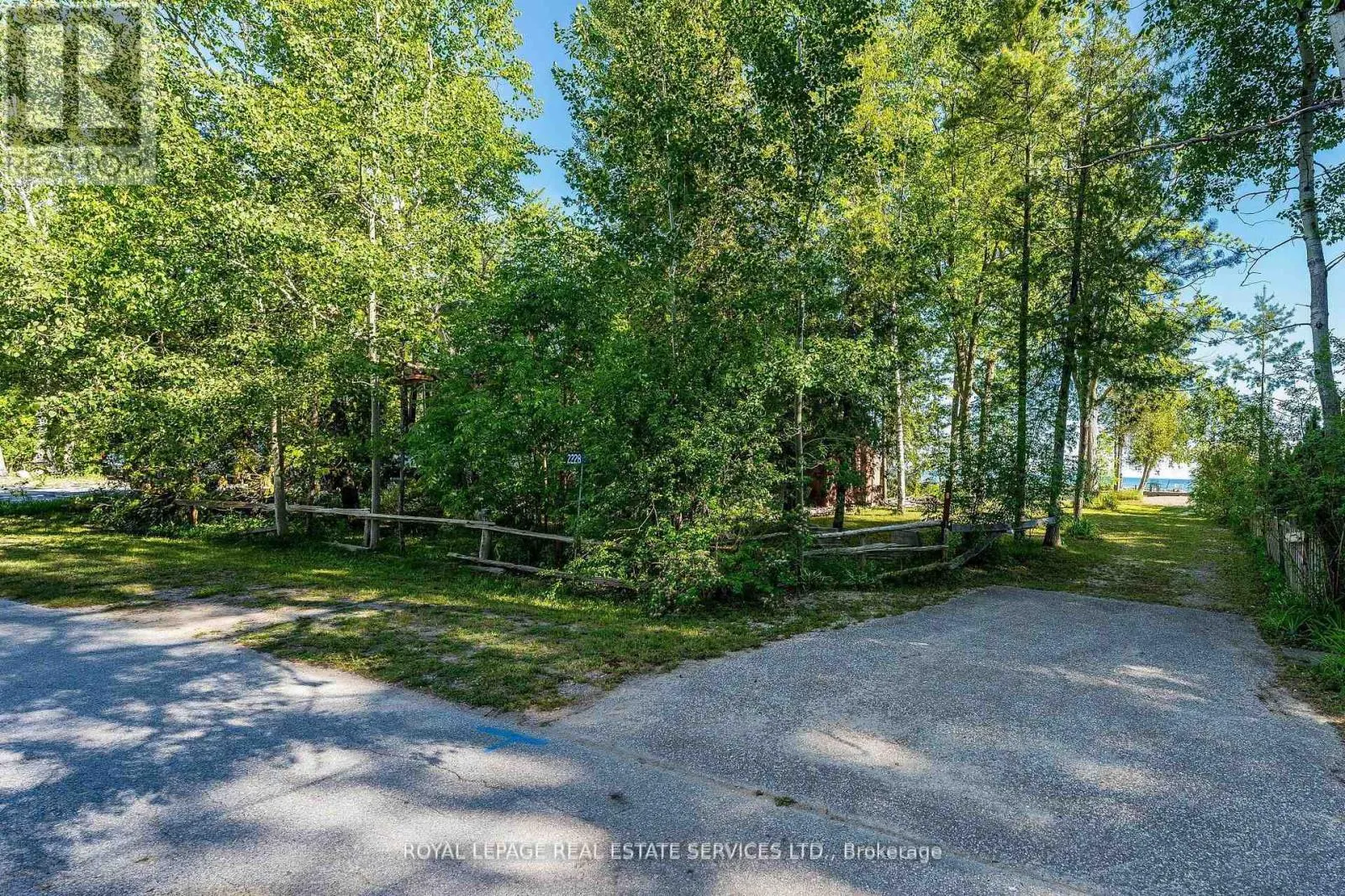 2228 SHORE LANE