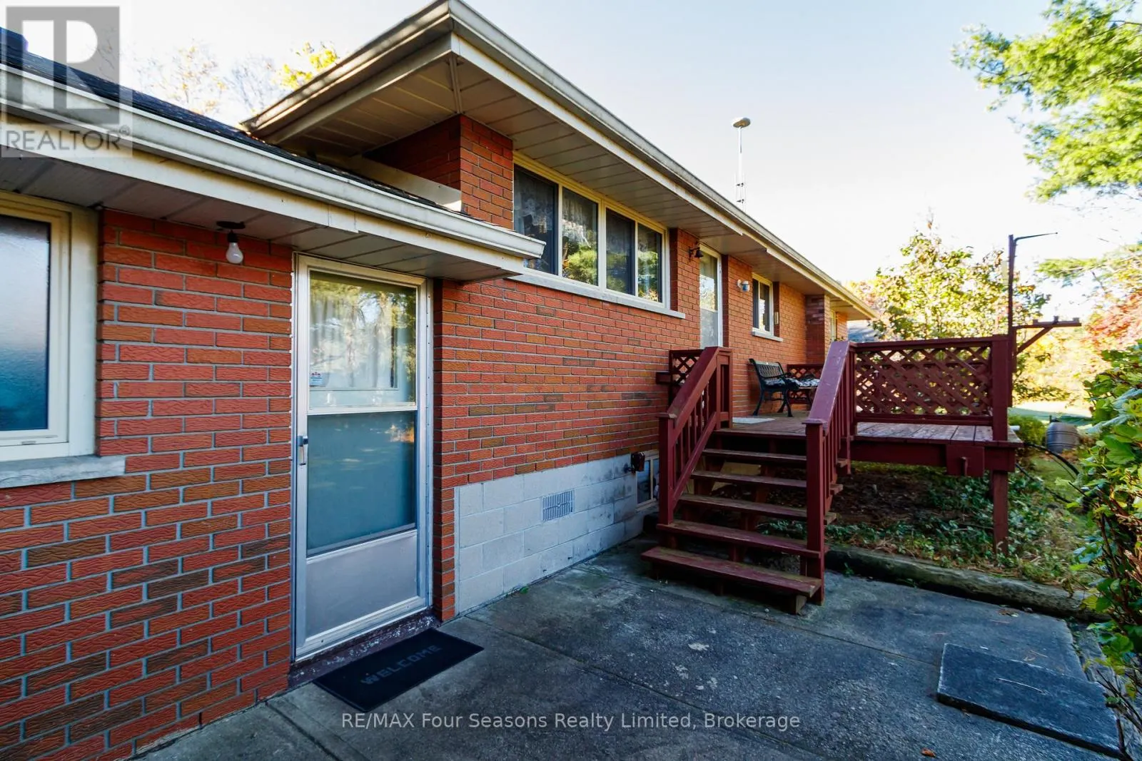 26 LOCKE AVENUE