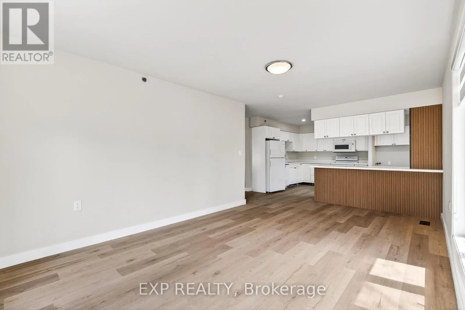 1 - 263 ANNE STREET N