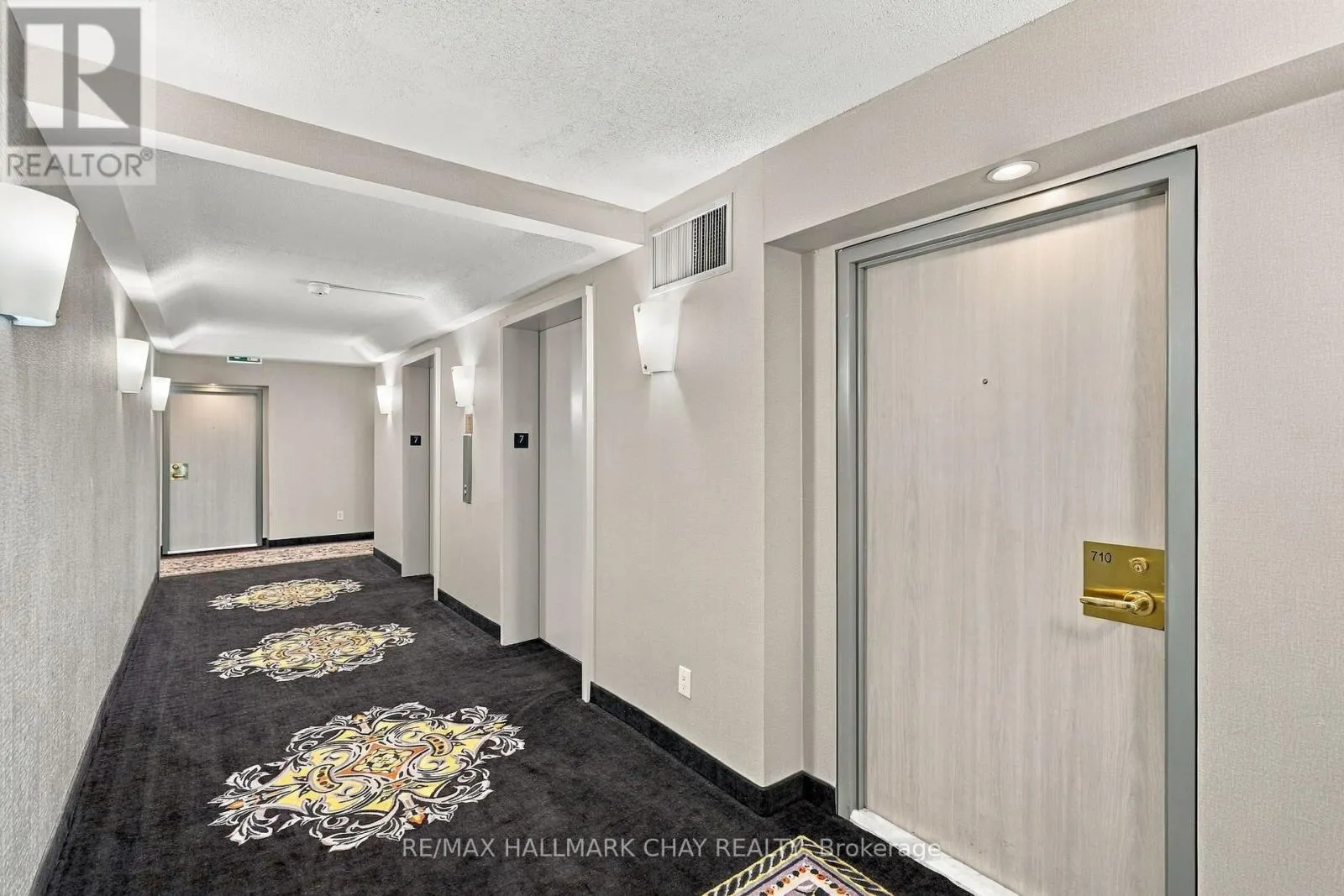 710 - 150 DUNLOP STREET E