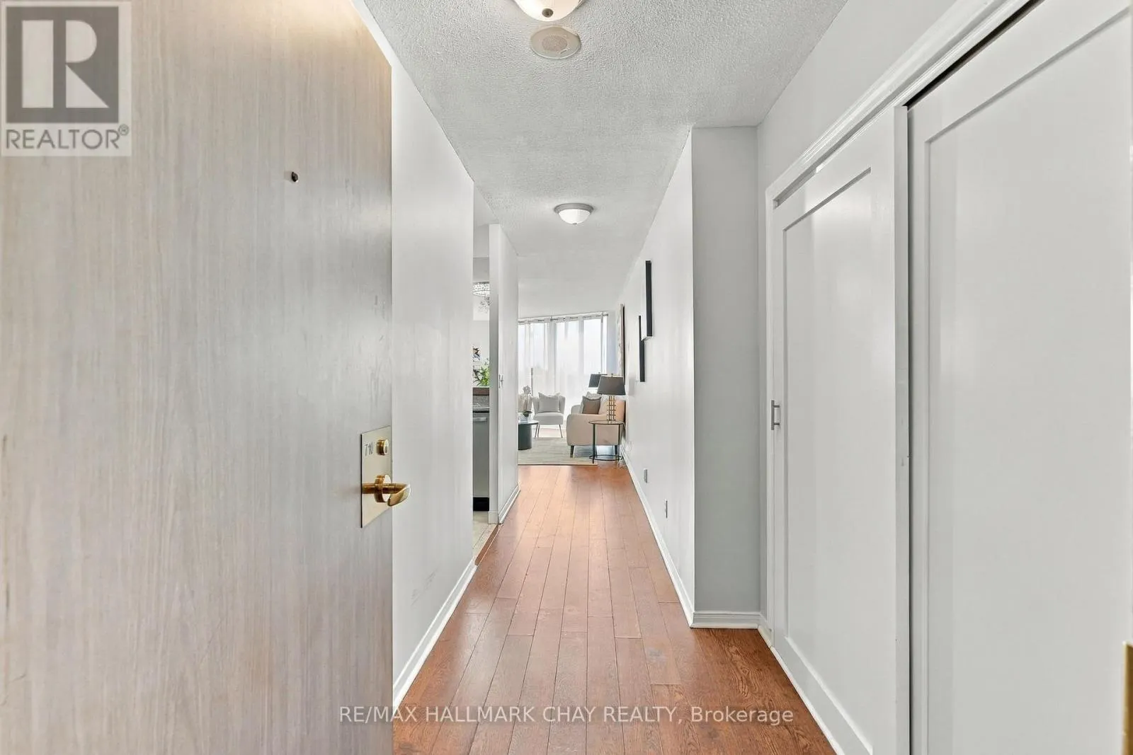 710 - 150 DUNLOP STREET E