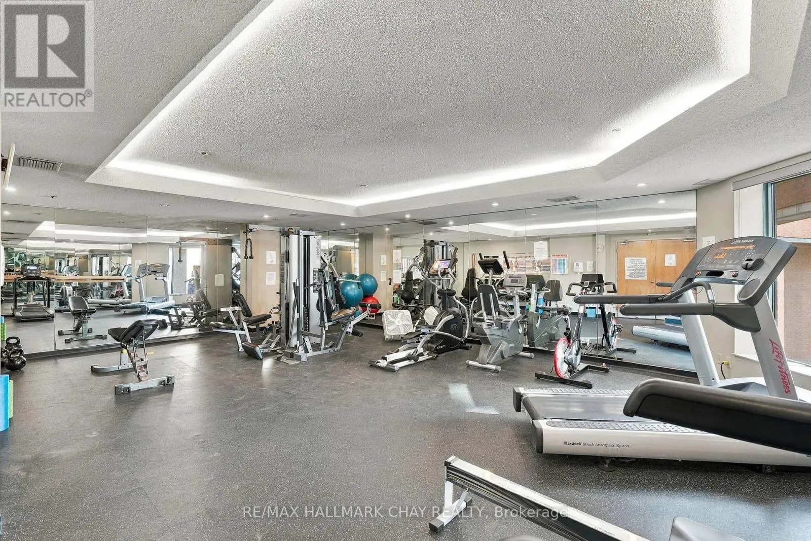 710 - 150 DUNLOP STREET E