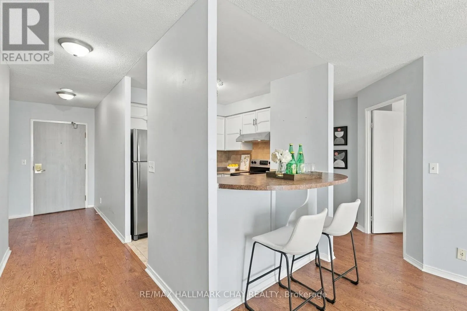 710 - 150 DUNLOP STREET E