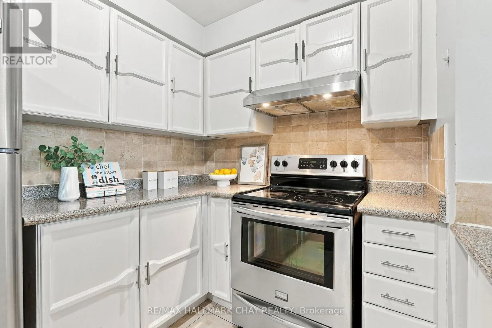 710 - 150 DUNLOP STREET E