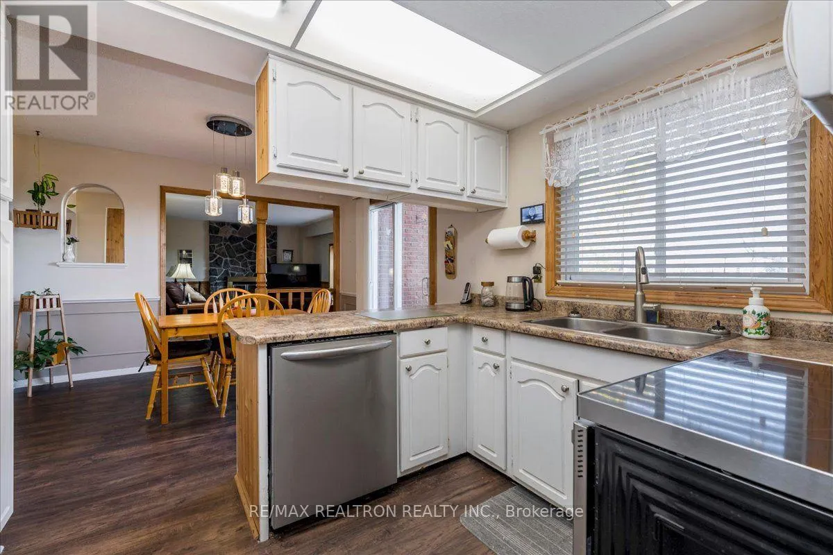39 GRANDVIEW CRESCENT