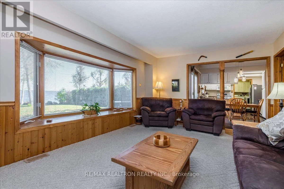 39 GRANDVIEW CRESCENT
