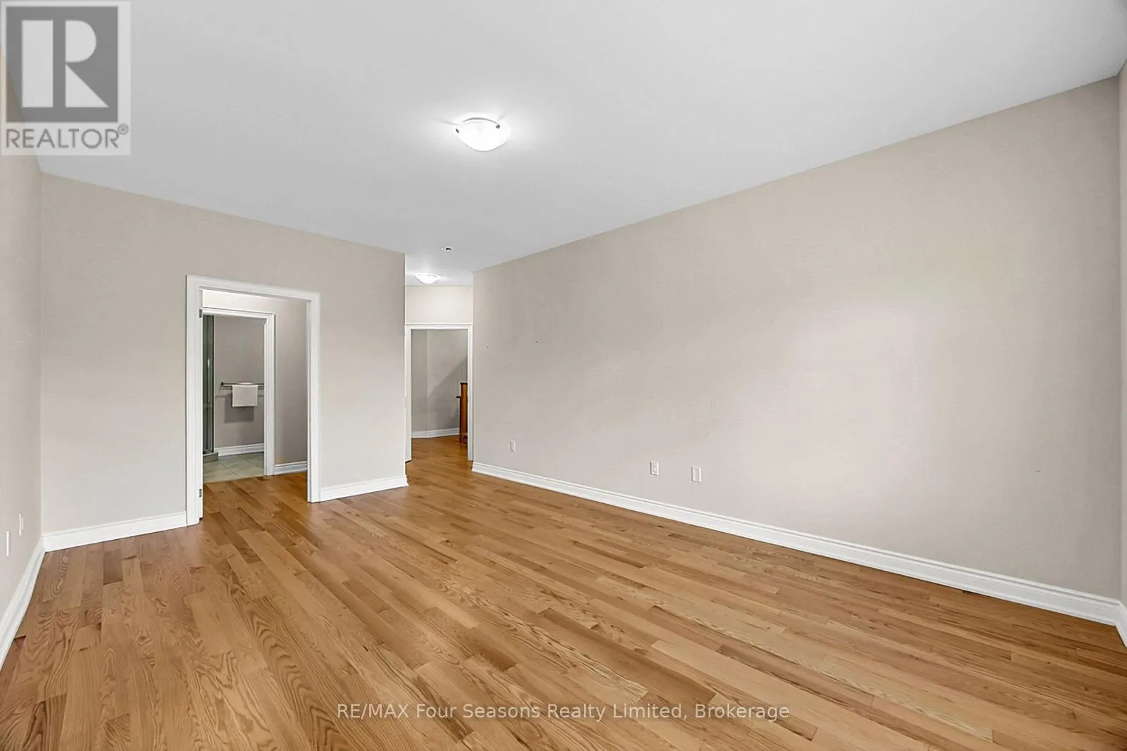 100 KARI CRESCENT