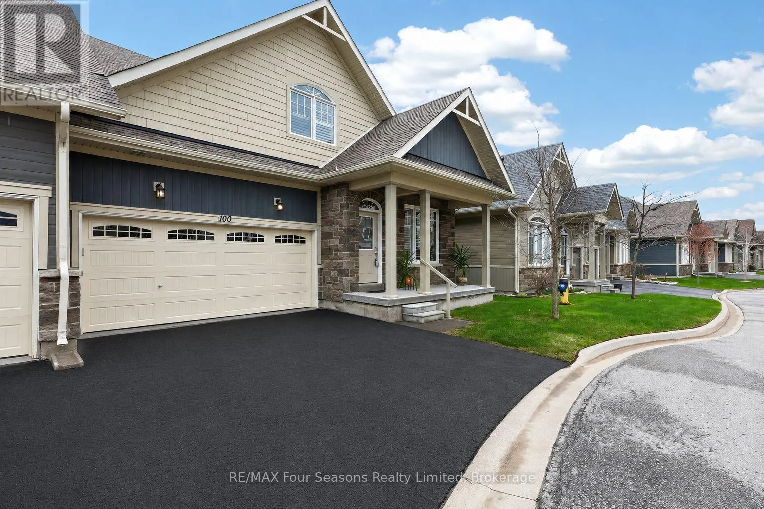 100 KARI CRESCENT