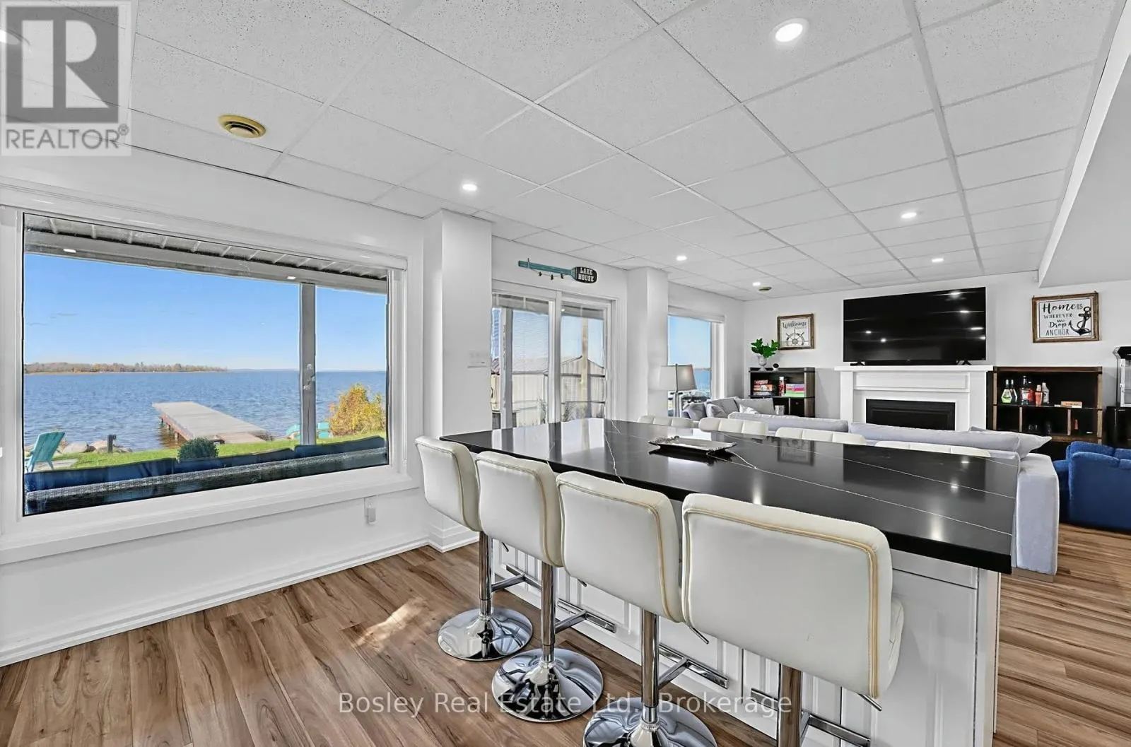 42 ROBINS POINT ROAD